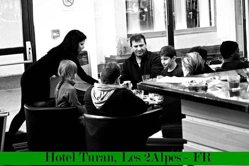 Hotel Turan Les Deux Alpes Bagian luar foto