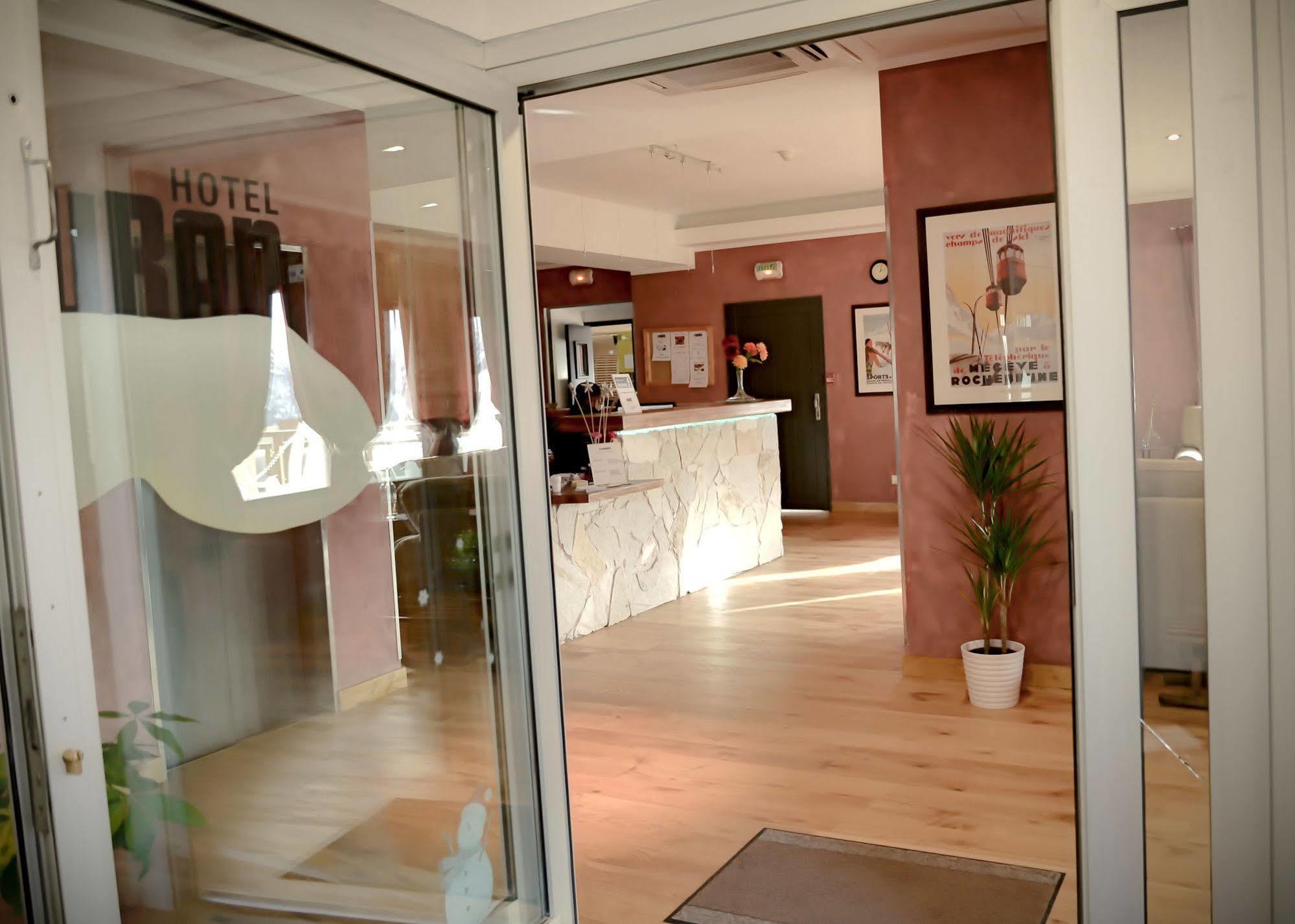 Hotel Turan Les Deux Alpes Bagian luar foto